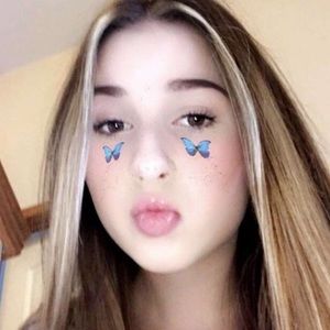 Meet your Posher, Zoe